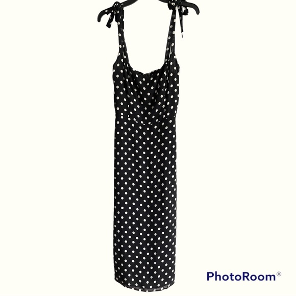 NWT Reformation Besse Midi Dress Black and White Polka Dot Size 4 - Picture 2 of 4